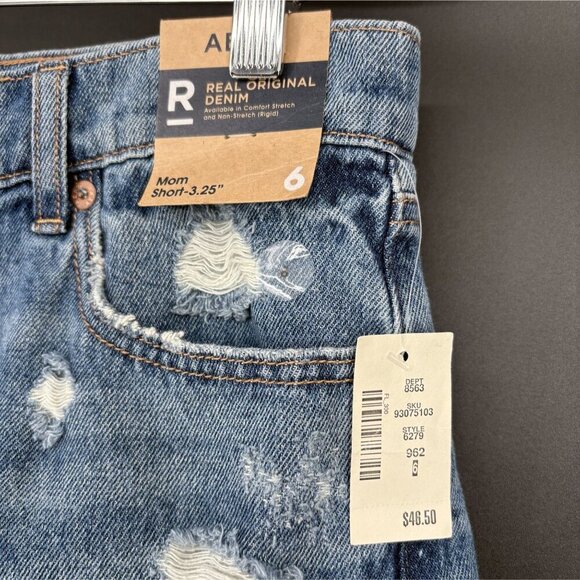 NWT Aeropostale Women's Distressed Denim Mom Shorts Size 6 Med Wash Preppy - Picture 3 of 9